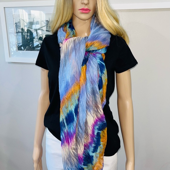 Vibrant Scarf - Picture 3 of 5